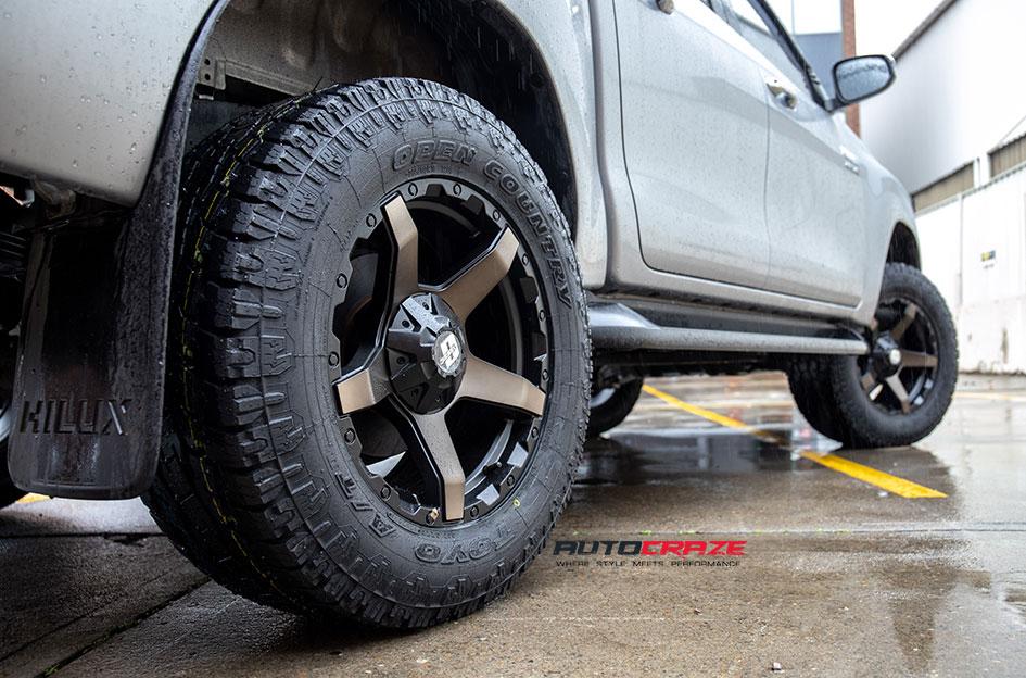 TOYOTA HILUX N80 4WD EXODUS MATTE BLACK TINTED FACE